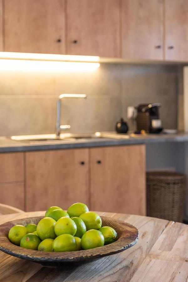 Kallia'S Suites Milos アダマス エクステリア 写真
